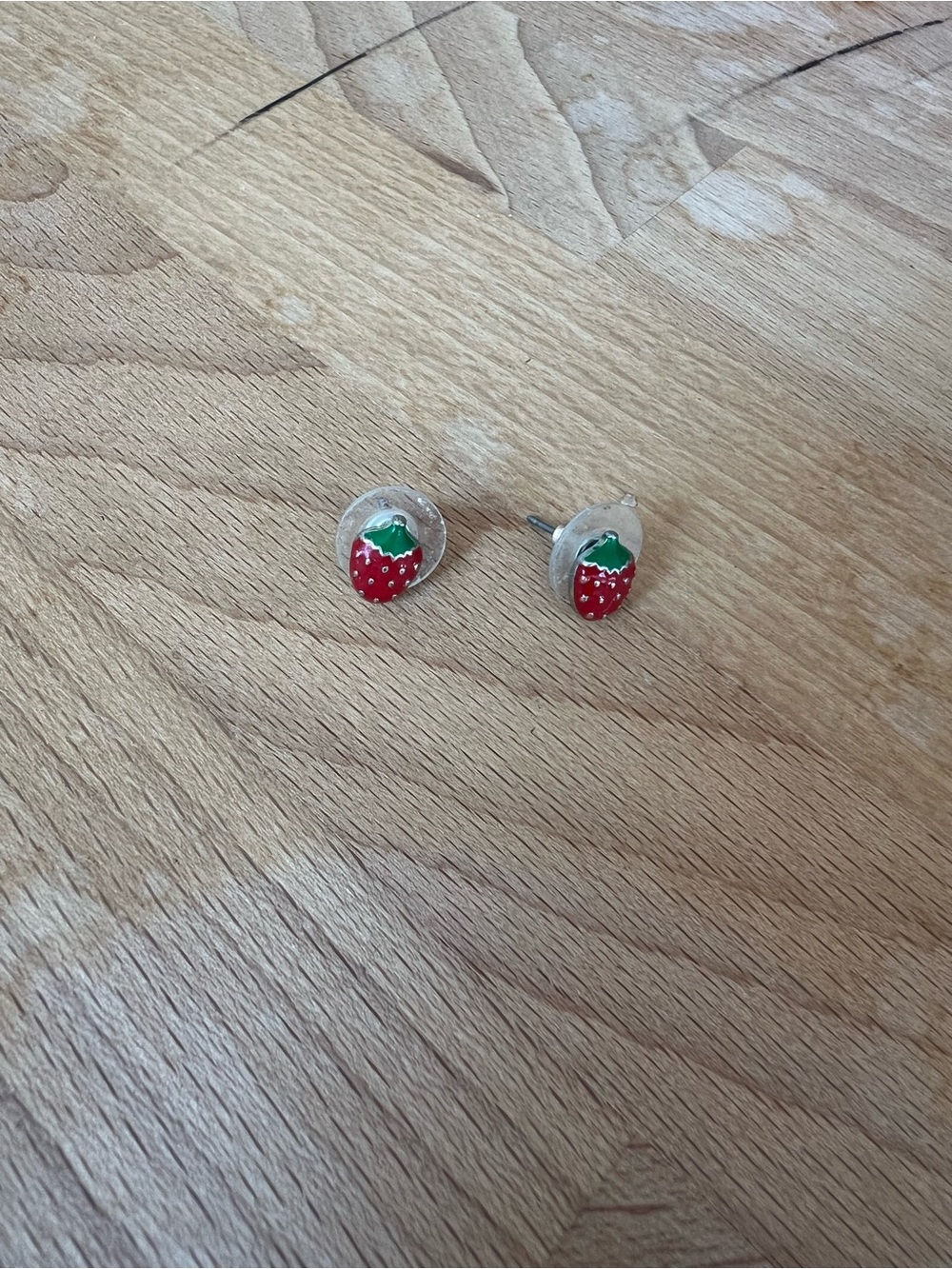 Strawberry stud earrings (pair)